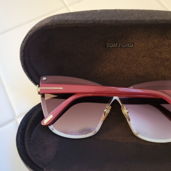 Tom Ford Mirrored lens Sunglasses - Picture 4 of 8